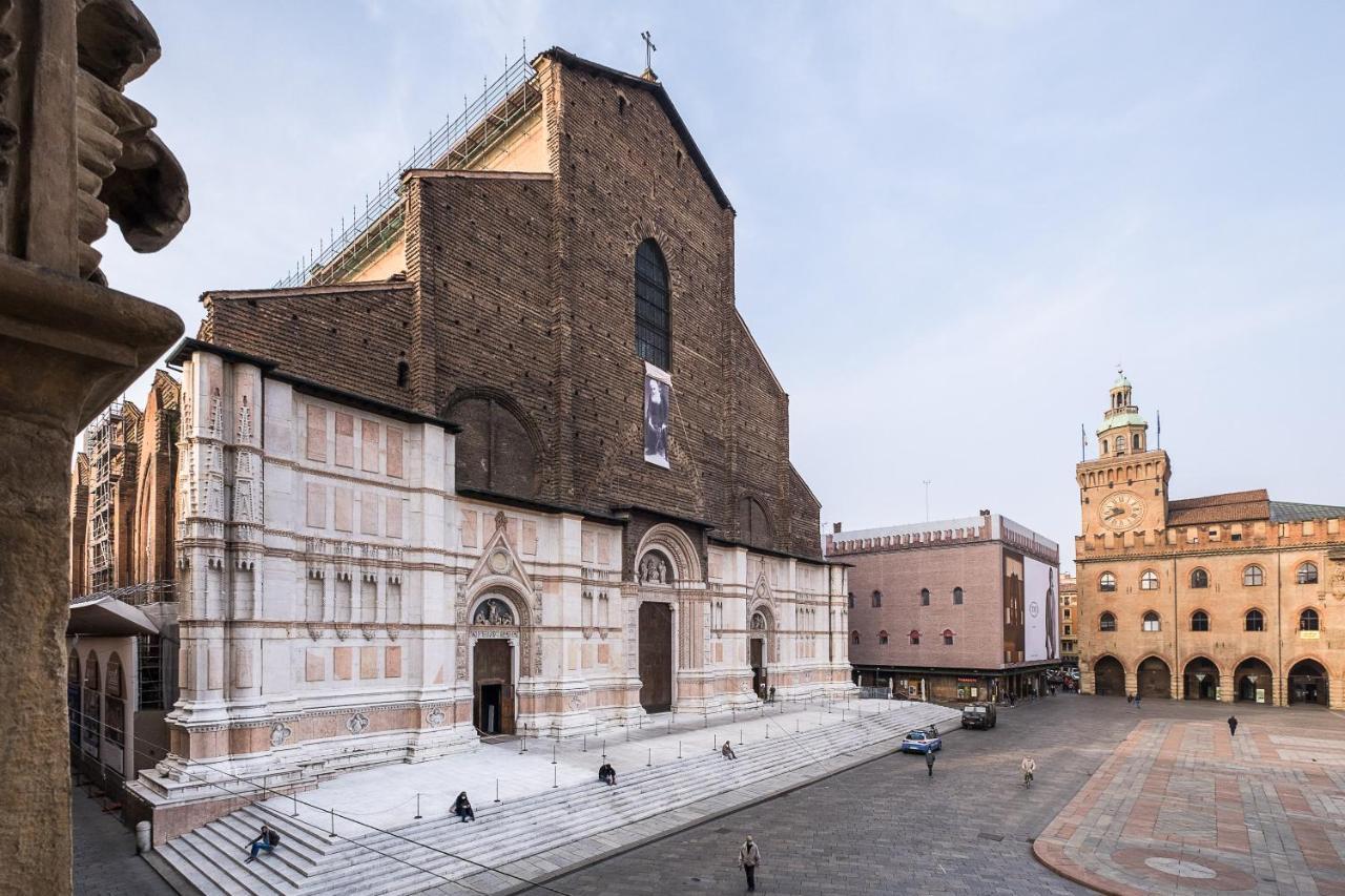 Urbanicooh Garisenda - Piazza Maggiore View Bologna Ngoại thất bức ảnh
