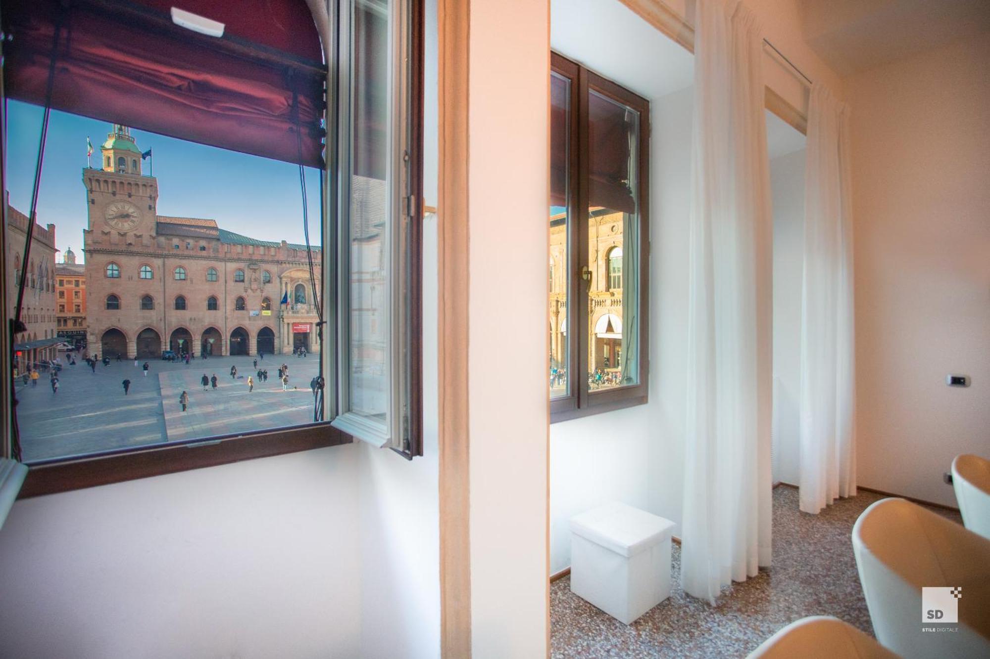 Urbanicooh Garisenda - Piazza Maggiore View Bologna Ngoại thất bức ảnh